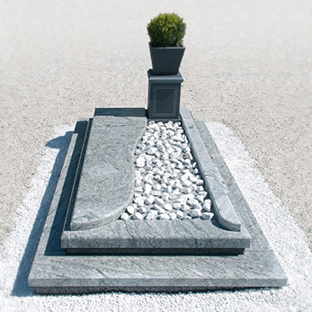 monuments funéraires estran